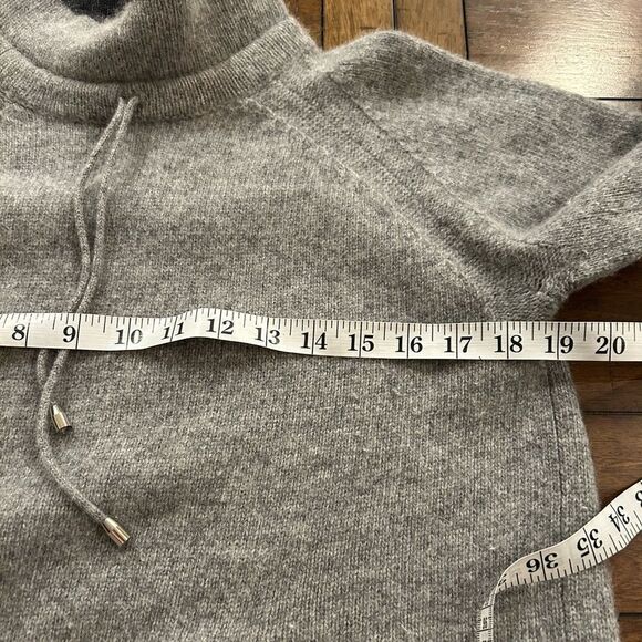 great northwest clothing company gray wool angora kangaroo pocket sweater medium - Picture 5 of 6